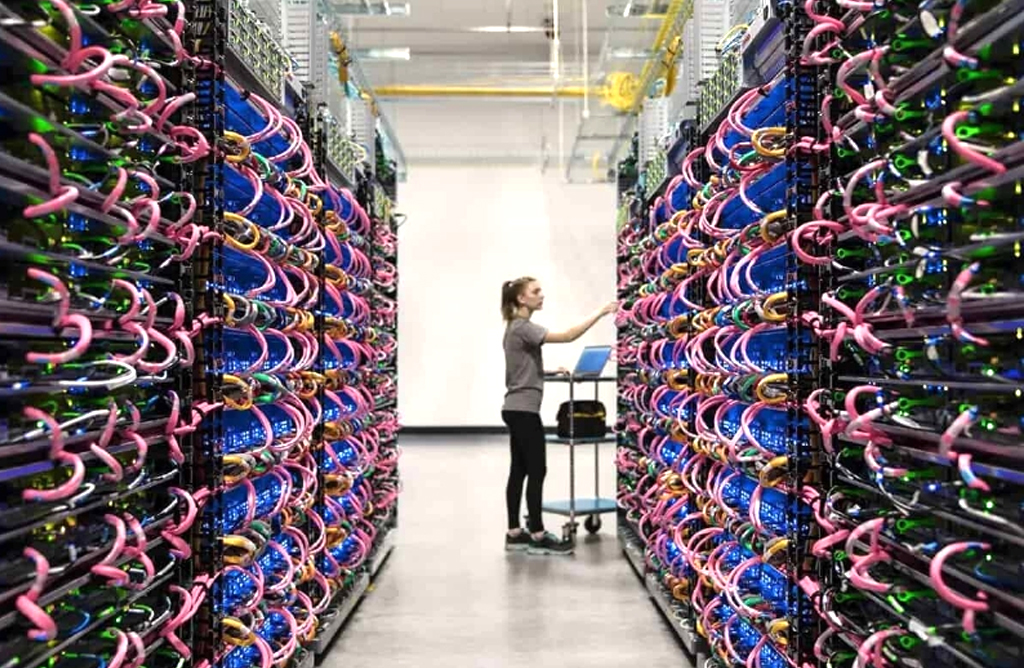 Adjudican la instalacin de servidores del Ayuntamiento en la nube de la Comunidad Autnoma